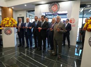 ئەمڕۆ چوارشەممە 6/14 مەسرور بارزانی سەرۆکی حکومەتی هەرێمی کوردستان لە شاری هەولێر، باڵەخانەى کارگێڕی گشتی و لقی سەرەکی نوێی بانکی جیهانی کردەوە.